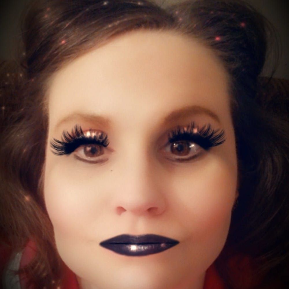 Meet your Posher, Shawna